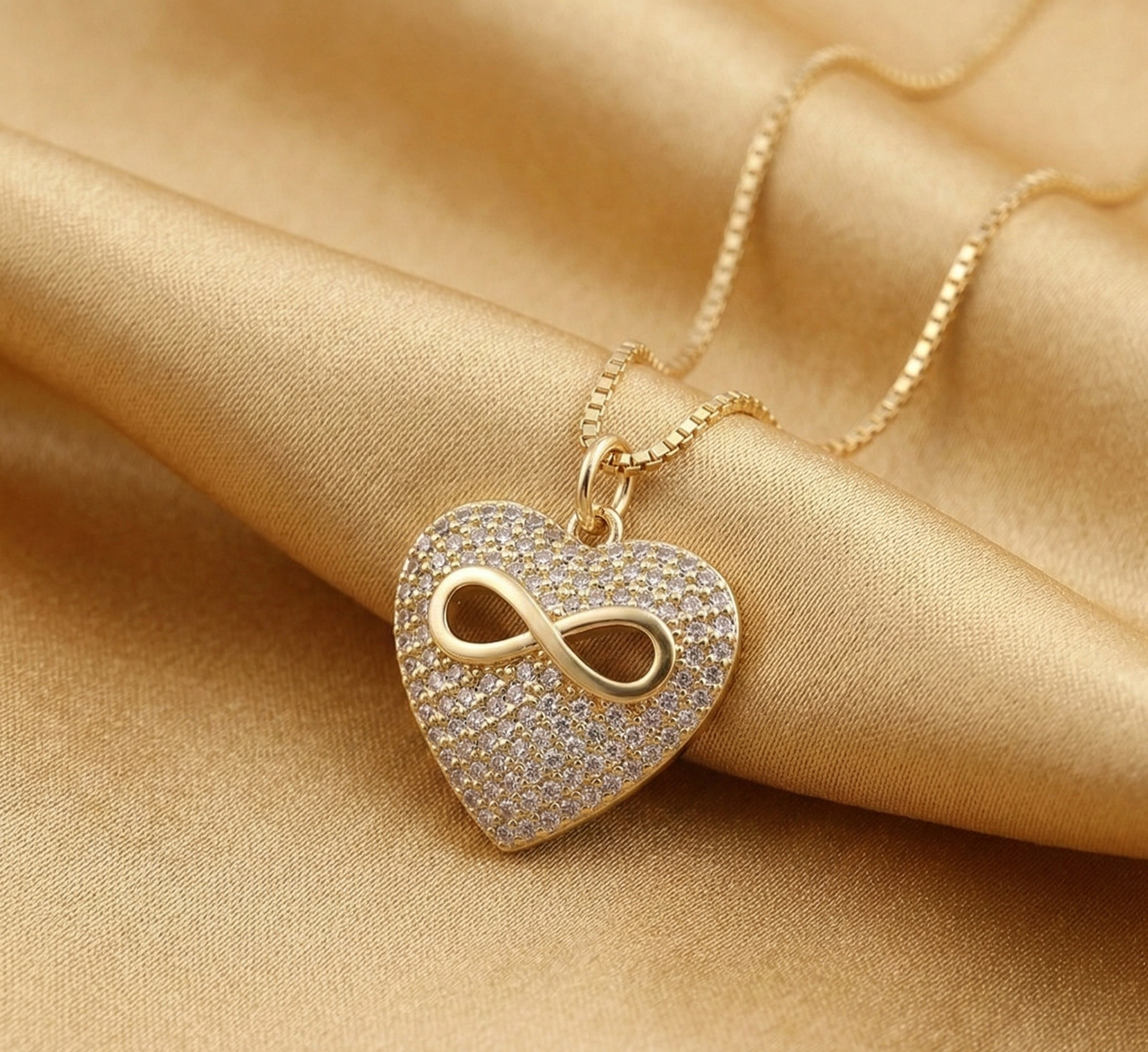 עמיד במים L316 שרשרת מלאה דגם "הרט" משובץ אבני זרקוניה - ציפוי זהב על פלדת אל-חלד