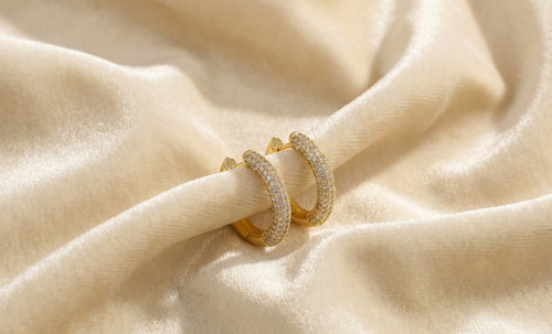 עגילי חישוק דגם 'לונה' משובצים, ציפוי זהב על פלדת אל-חלד - L316 עמידים במים